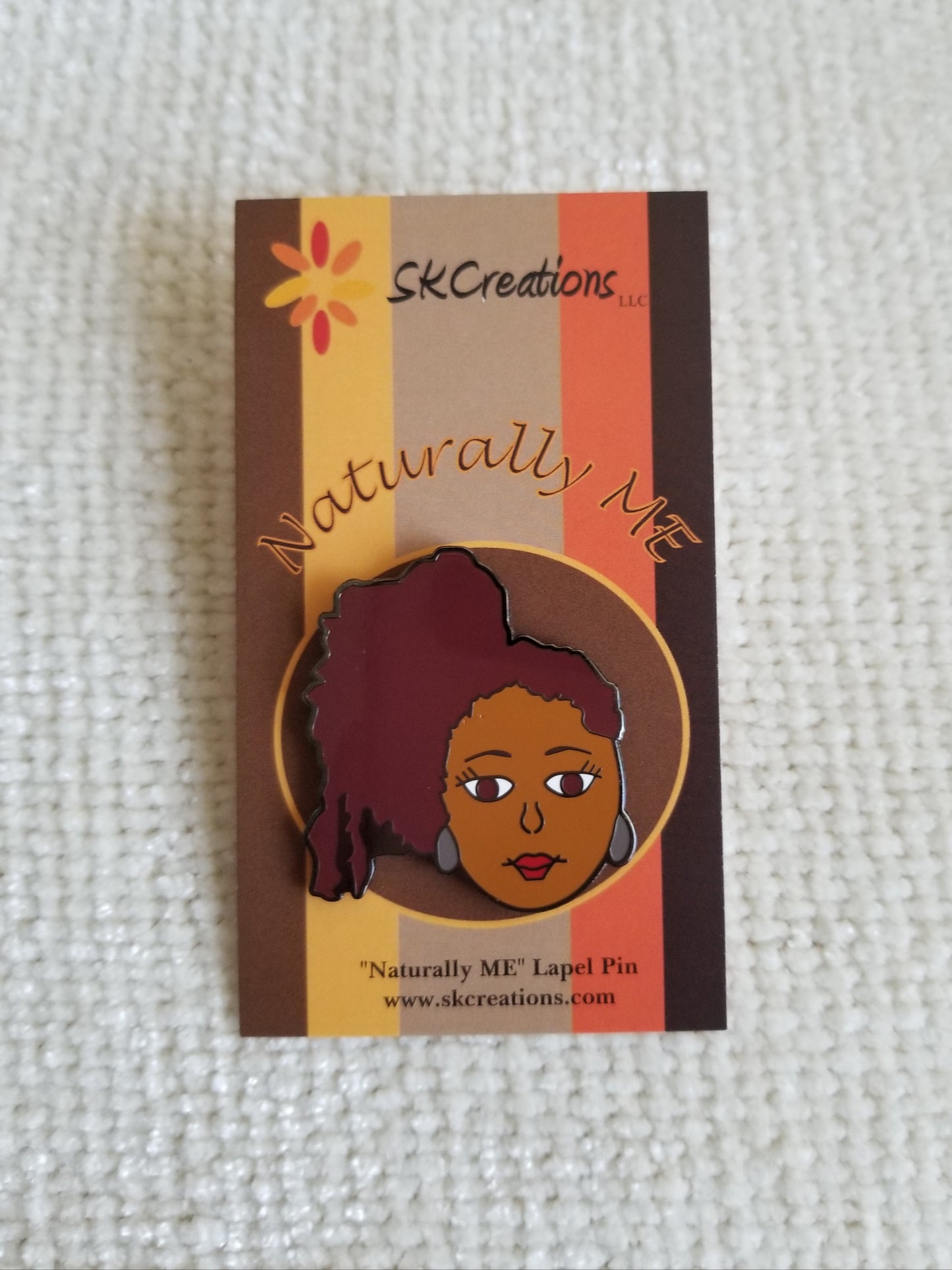 Naturally ME 5 © Lapel Pin
