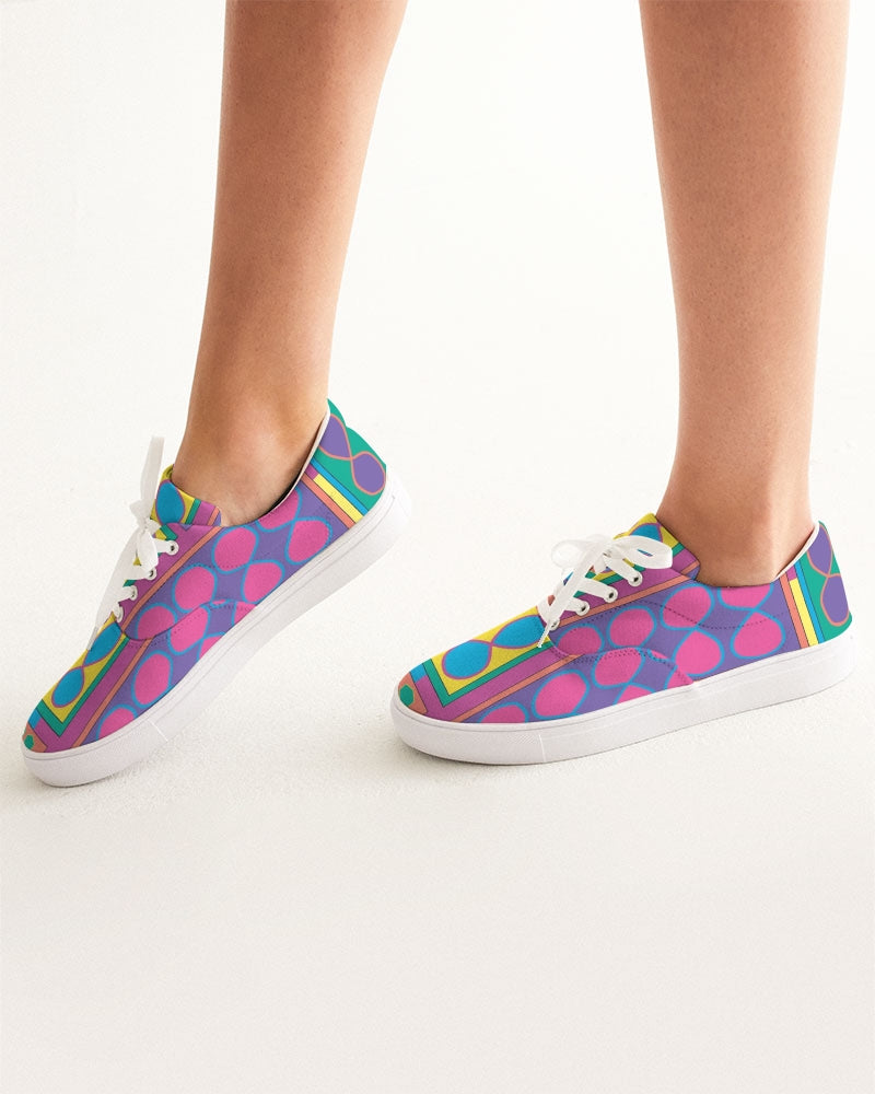 Infinity 8 © Women's Lace Up Canvas Shoe