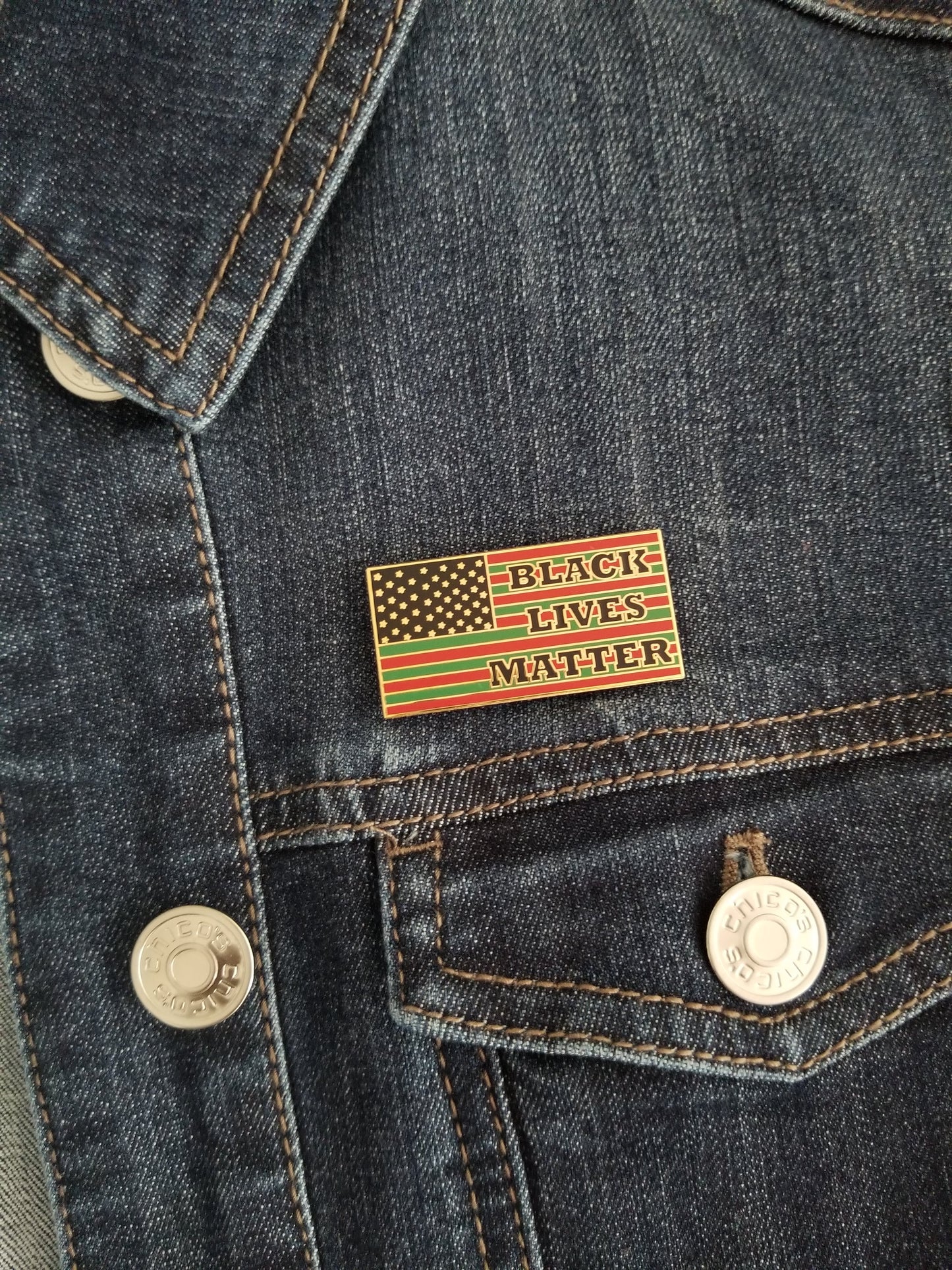 Black Lives Matter © Lapel Pin