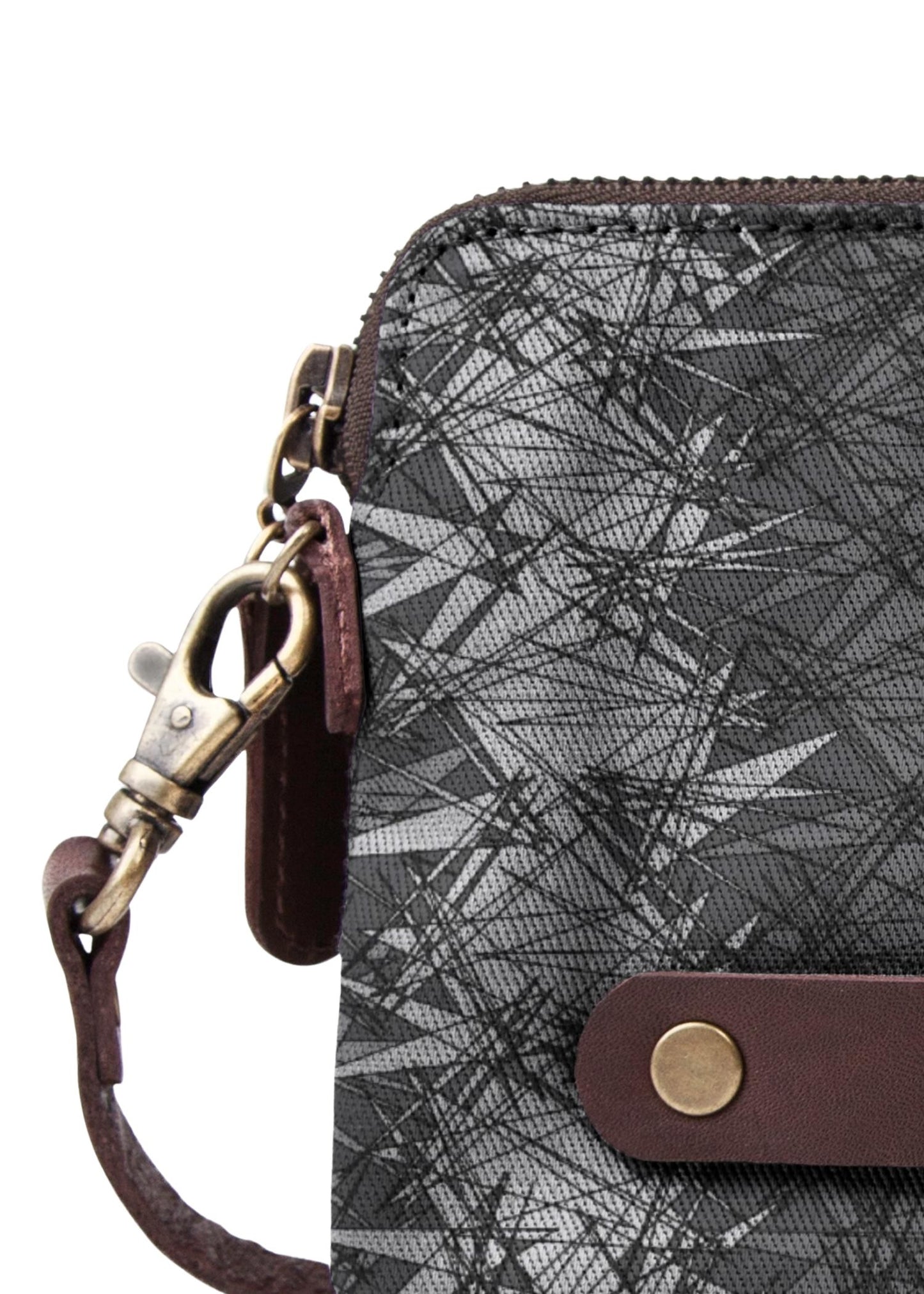 Frenzy 4 © Clutch Bag