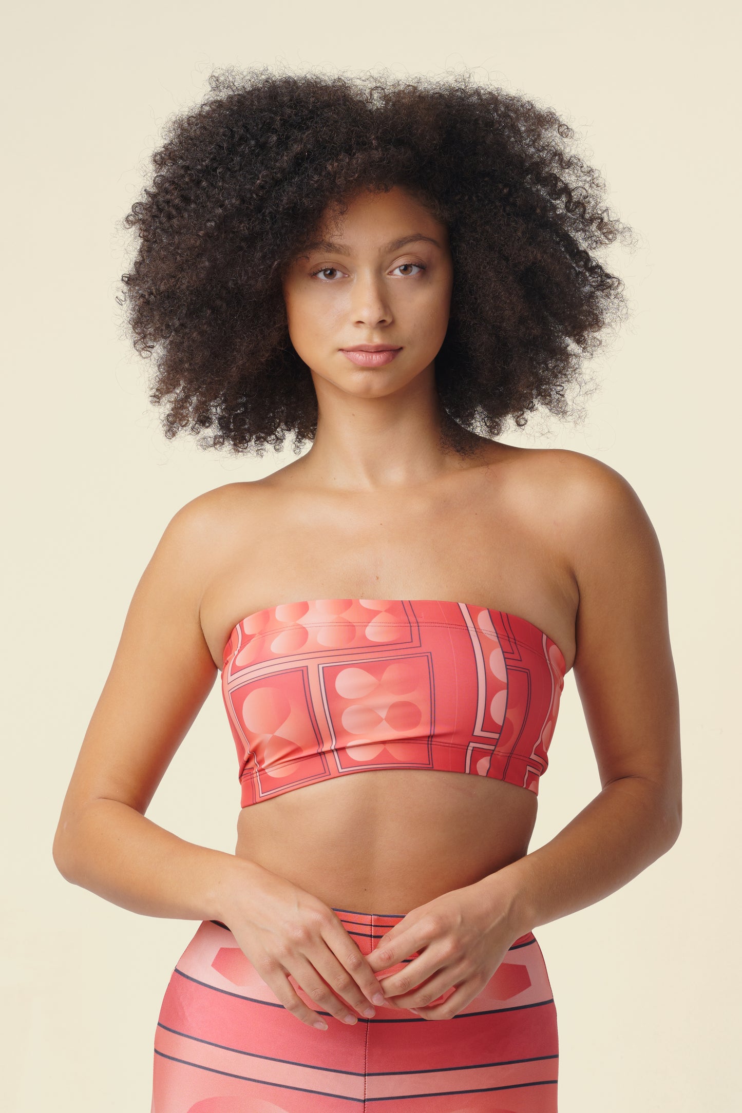 NYFW 2023 Infinity 17 © Bandeau Top