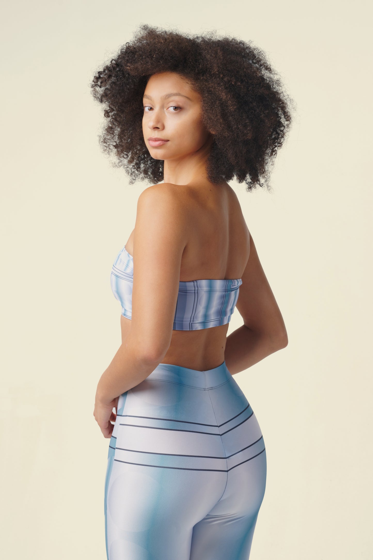 Infinity 9 © Bandeau Top