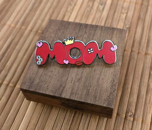 MOM © Lapel Pin