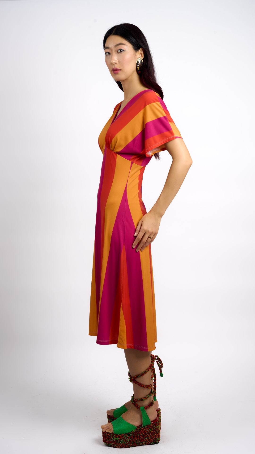 Chica Flowy Sleeves Dress